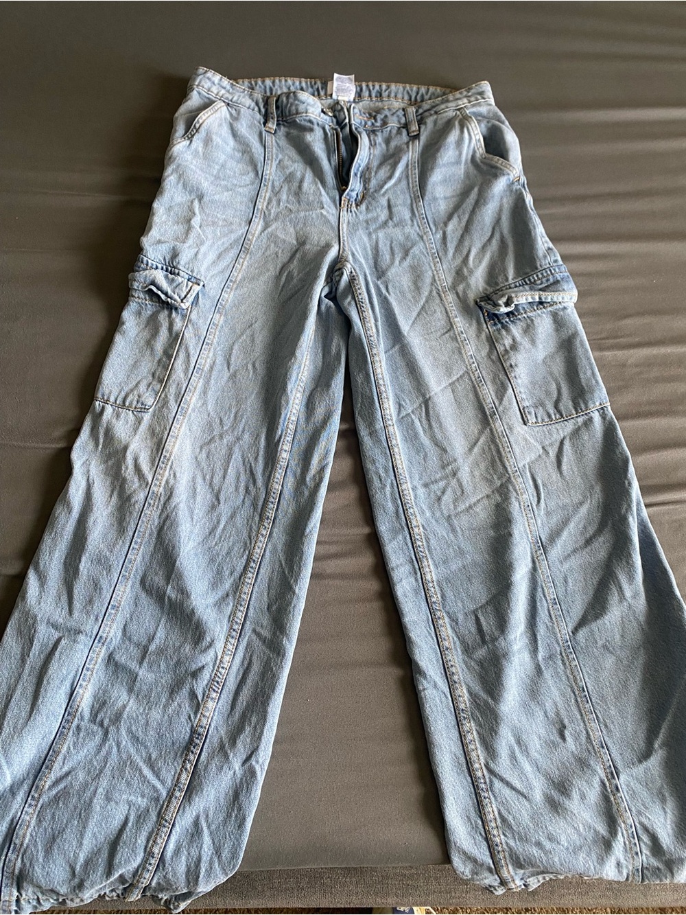 Time and Tru Light Blue Denim Jeans with Contrast Stitching